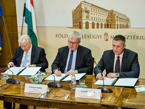 stratégiai megállapodást